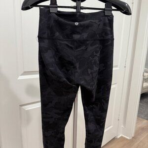 Black Incognito Camo Multi Grey Wunder Under Tights "25